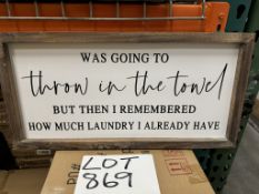 NEW STRATTON HOME DÉCOR WALL ART