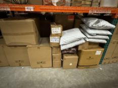 LOT CONSISTING OF NEW ASSORTED HOME DÉCOR