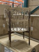 NEW STRATTON HOME DÉCOR PLANTER