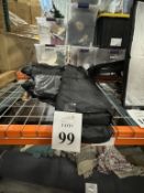 LOT CONSISTING OF ASSORTED TRIPOD SOFT CARRYING