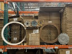 LOT CONSISTING OF NEW ASSORTED HOME DÉCOR