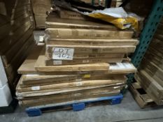 LOT CONSISTING OF NEW ASSORTED HOME DÉCOR