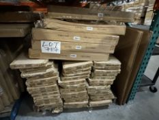 LOT CONSISTING OF NEW ASSORTED HOME DÉCOR