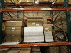 LOT CONSISTING OF NEW ASSORTED HOME DÉCOR