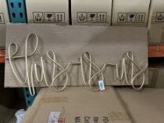 NEW STRATTON HOME DÉCOR WALL ART