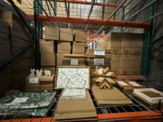 LOT CONSISTING OF ASSORTED HOME DÉCOR