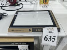 HUION LED LIGHT PAD