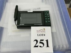 XETECH HUMIDITY AND TEMPERATURE RECORDER MODEL RH520A