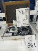 OMEGA FMA1000 SERIES AIR VELOCITY TEMPERATURE TRANSMITTER AND INDICATOR