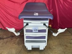 RITTER BY MIDMARK EXAM TABLE WITH STIRRUPS