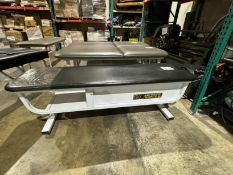 ERGOWAVE ROLLER MASSAGE TABLE