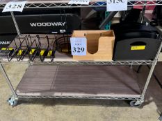 LOT CONSISTING OF ASSORTED SUNDRIES