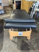 PORTABLE FOLDING MASSAGE TABLE