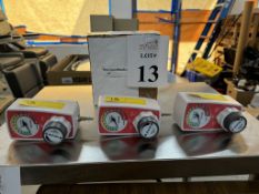 PRECISION MEDICAL CONTINUOUS VACUUM REGULATORS