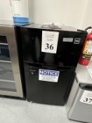 RCA 2 DOOR REFRIGERATOR 3.2 CU. FT.