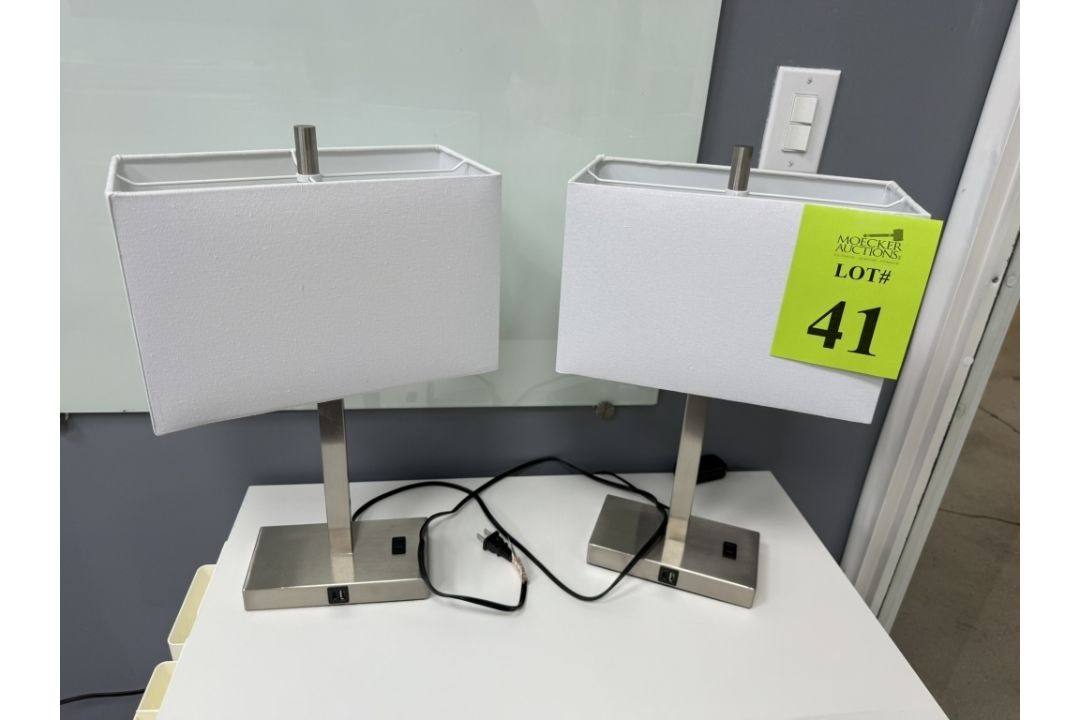DESK LAMPS