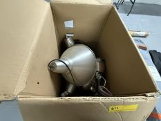 LOT CONSISTING OF VARIOUS LIGHTING
