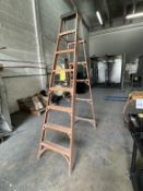 HUSKY 8 FOOT ALUMINUM A-FRAME LADDER