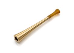 A GOLD AND BAKELIT CIGARETTE HOLDER