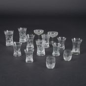 A MIXED LOT OF CIRCA 98 DRINKING GLASSES WITH HUNTING MOTIFS