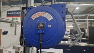 Hose Reel with Pressure Gun