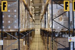 Run of 11 Bays of Boltless Pallet Racking x4