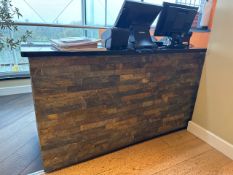 Meet & Greet Station