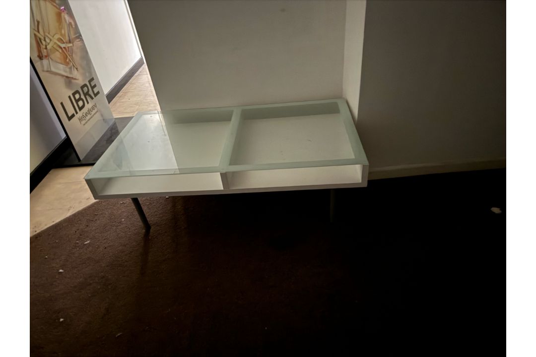 Contents of Beauty Room Waiting area - Image 3 of 3