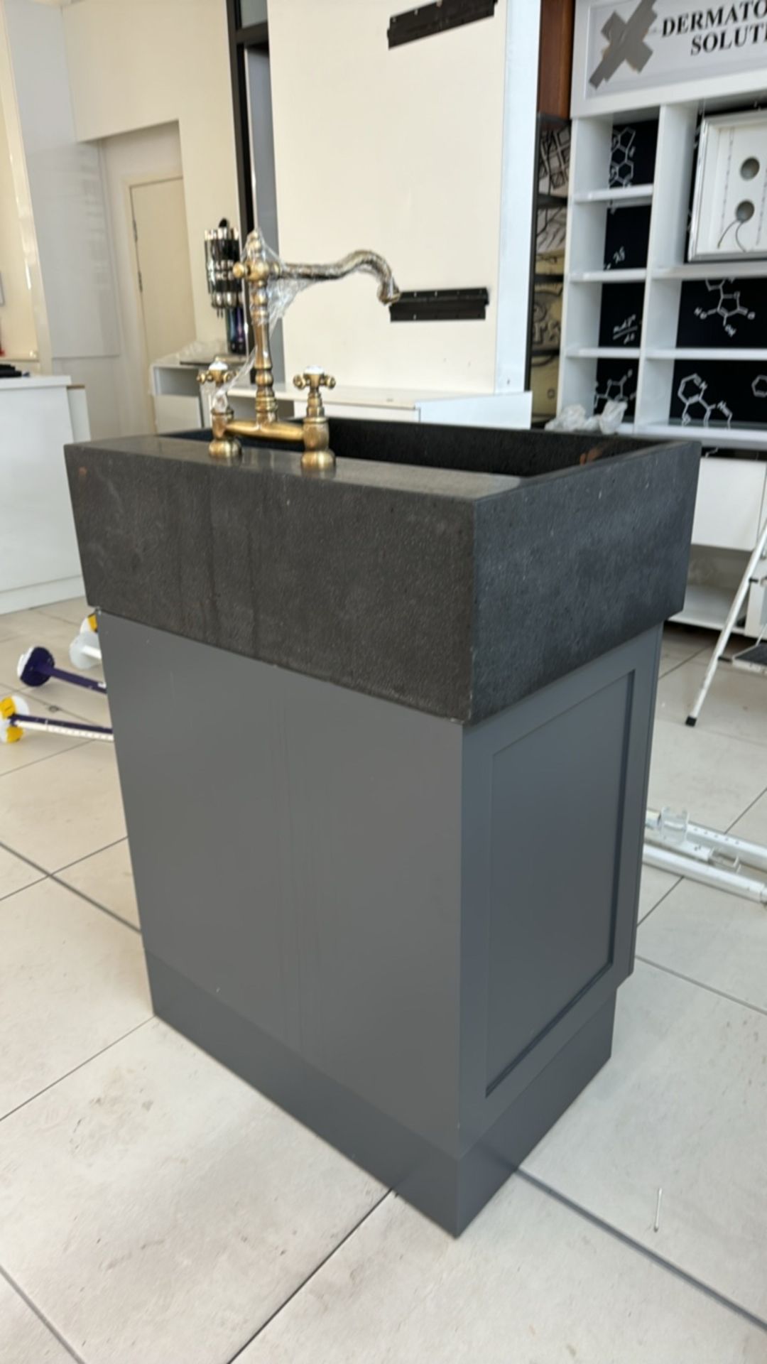 Grey Wood & Marble Sink Unit - Image 5 of 7