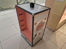 Metallic Trunk Display