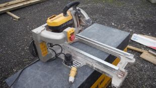 Dewalt D24000 Tile Masonary Saw