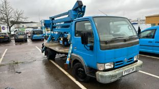 NISSAN - access platform lift FY55 CXX