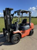 2005, TOYOTA - 3 Tonne Diesel Forklift (Triple Mast / Container Spec)