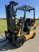 2016, CATERPILLAR - 1.5 Tonne Gas Forklift (Container / Triple Mast) - 3400 Hours