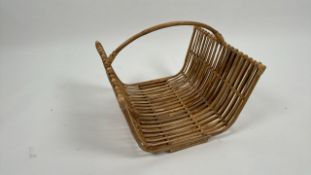 Global Explorer Cane Basket Magazine Rack
