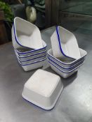 12 x 45cl/15.3oz Square Pie Dishes