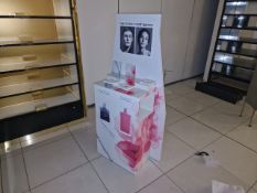 Narciso Rodriguez Display