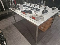Display Table