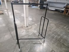 Black Metal Hanging Rail