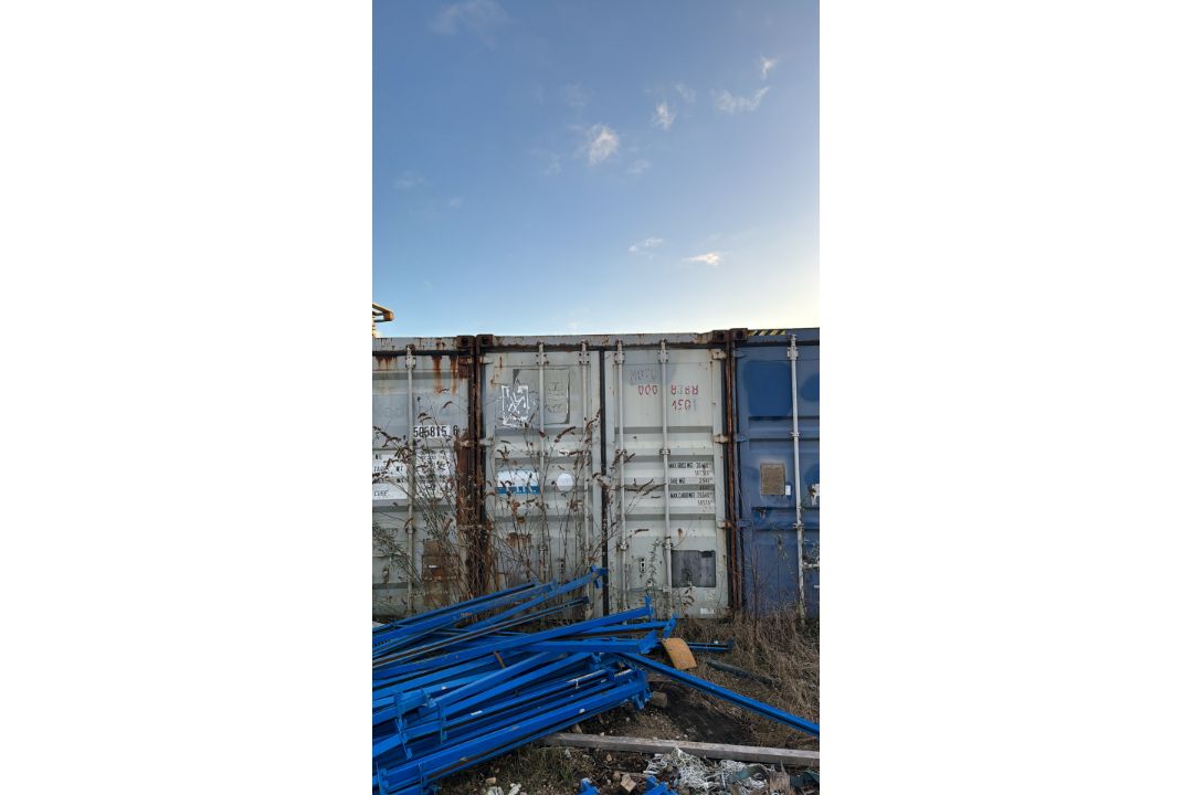 Shipping Container - 11 MOTU000838815G - Image 2 of 2