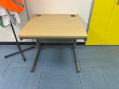 Single Desk