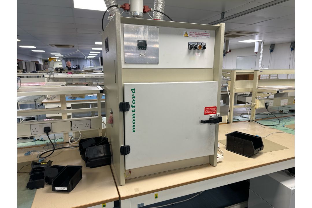 Montford Mini-Cal Bench Top Environmental Test Chamber - Image 1 of 6