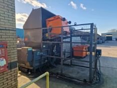 Thetford Compactor With Bin Lift