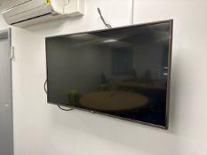 LG TV 43