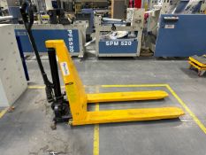 Manutan High Lift Pump Truck