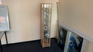*NO RESERVE* Glass Cabinet