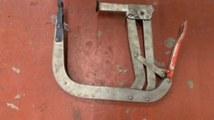 *NO RESERVE* Valve Spring Lifter