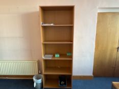 *NO RESERVE* Wooden Bookcase