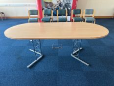*NO RESERVE* Beech Effect Oval Table and 5 x Chairs