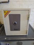 *NO RESERVE* Phoenix 2000 Datacare Safe